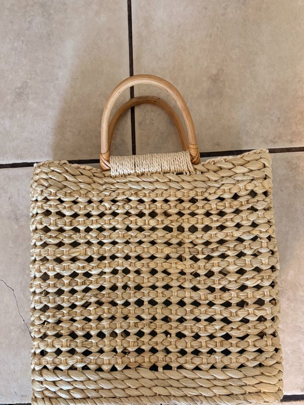ZARA Woven Straw Basket Tote Bag with Round Wooden Handles & Linen Drawstring To